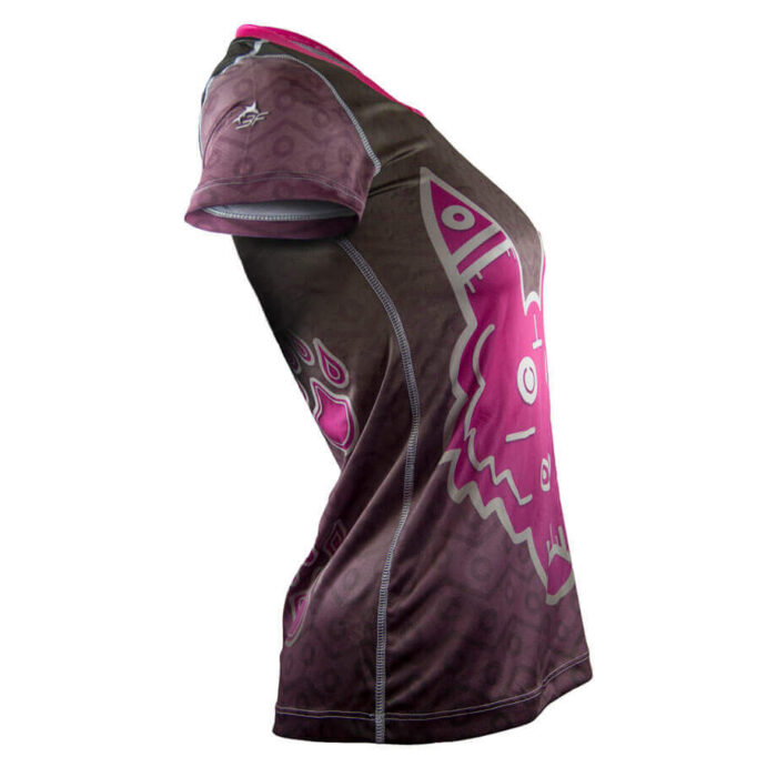 CADEJO_COSTADO_MUJER_3F_TRIFERRARI.jpg CADEJO_COSTADO_MUJER_3F_TRIFERRARI.jpg