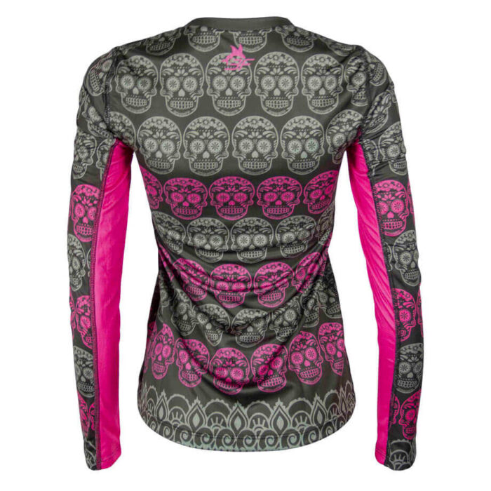 CALAVERITAS ROSAS_PLAYERA ML_MUJER_ESPALDA_TRIFERRARI CALAVERITAS ROSAS_PLAYERA ML_MUJER_ESPALDA_TRIFERRARI