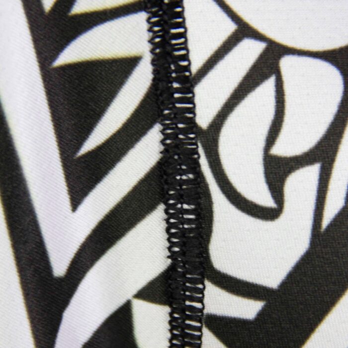 CONEJO EN LA LUNA_PHMNU_costura_ 3 dry__Triferrari_3F_hilo NEGRO CONEJO EN LA LUNA_PHMNU_costura_ 3 dry__Triferrari_3F_hilo NEGRO