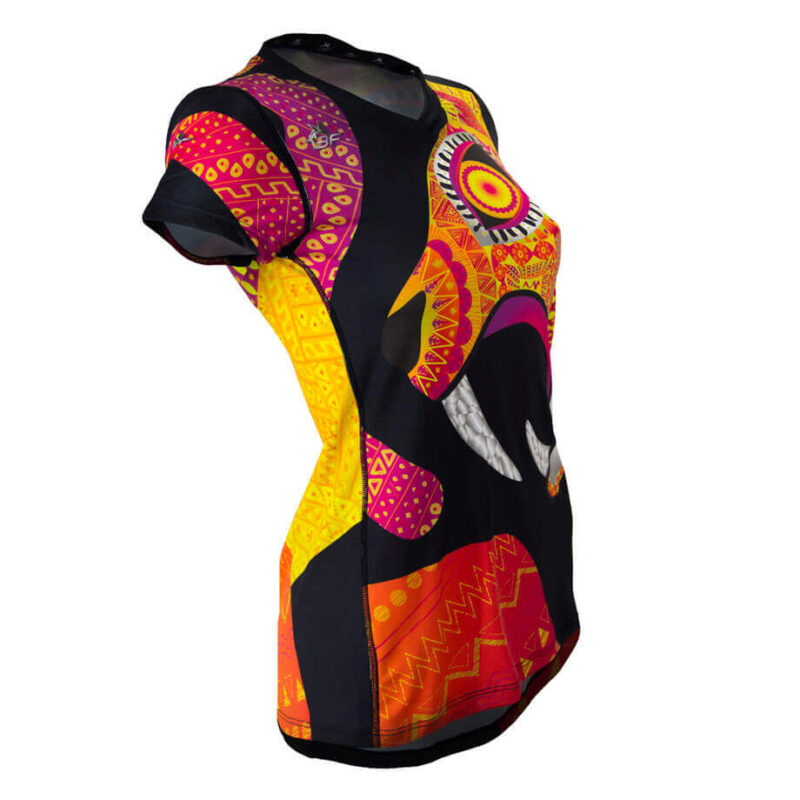 Lu’um_Playera_Mujer_costado_TriFerrari_3F_1