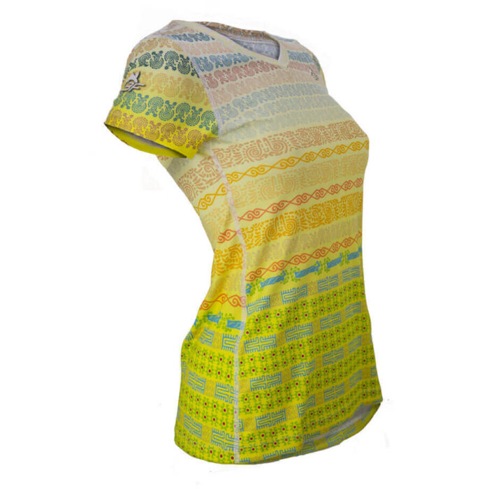 Olinyotl_Playera_Mujer_Costado_Triferrari_3F Olinyotl_Playera_Mujer_Costado_Triferrari_3F