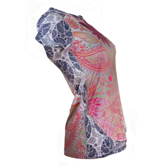 Pailuch_Playera_Mujer_Costado_TriFerrari_3F_1 Pailuch_Playera_Mujer_Costado_TriFerrari_3F_1