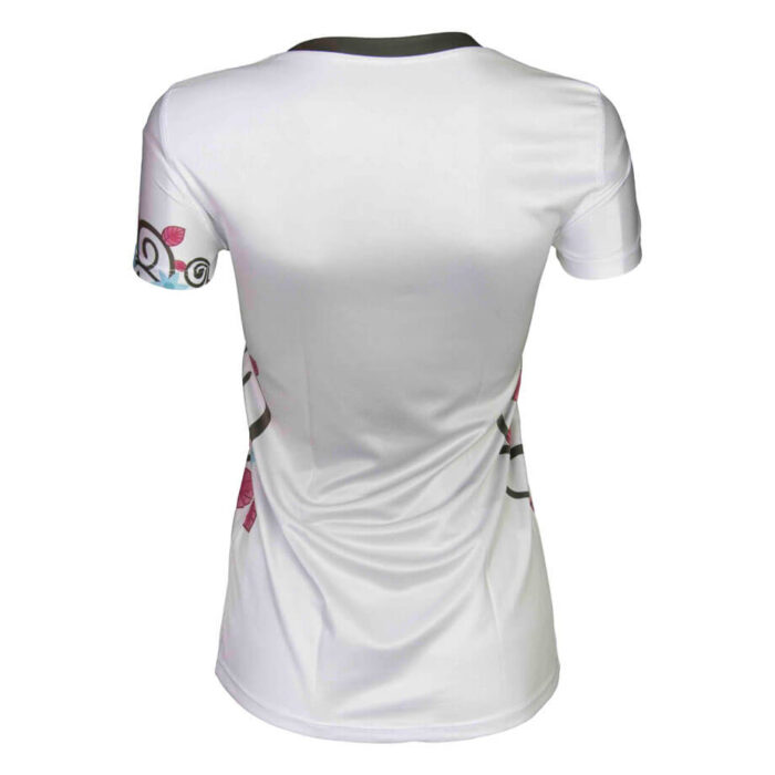 TRADICIÓN DE CORAZÓN MUJER ESPALDA TRADICIÓN DE CORAZÓN MUJER ESPALDA