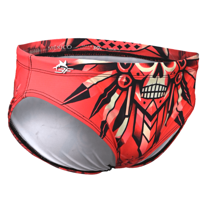 Traje de baño Día de muertos 2024 Vista lateral del traje de baño de hombre inspirado en el Día de Muertos, destacando los detalles culturales del guerrero jaguar y la simbología mesoamericana. Este traje está diseñado para brindar comodidad y ajuste perfecto en cada movimiento, ideal para nadadores que desean expresar su identidad cultural mientras disfrutan de un traje funcional y duradero.