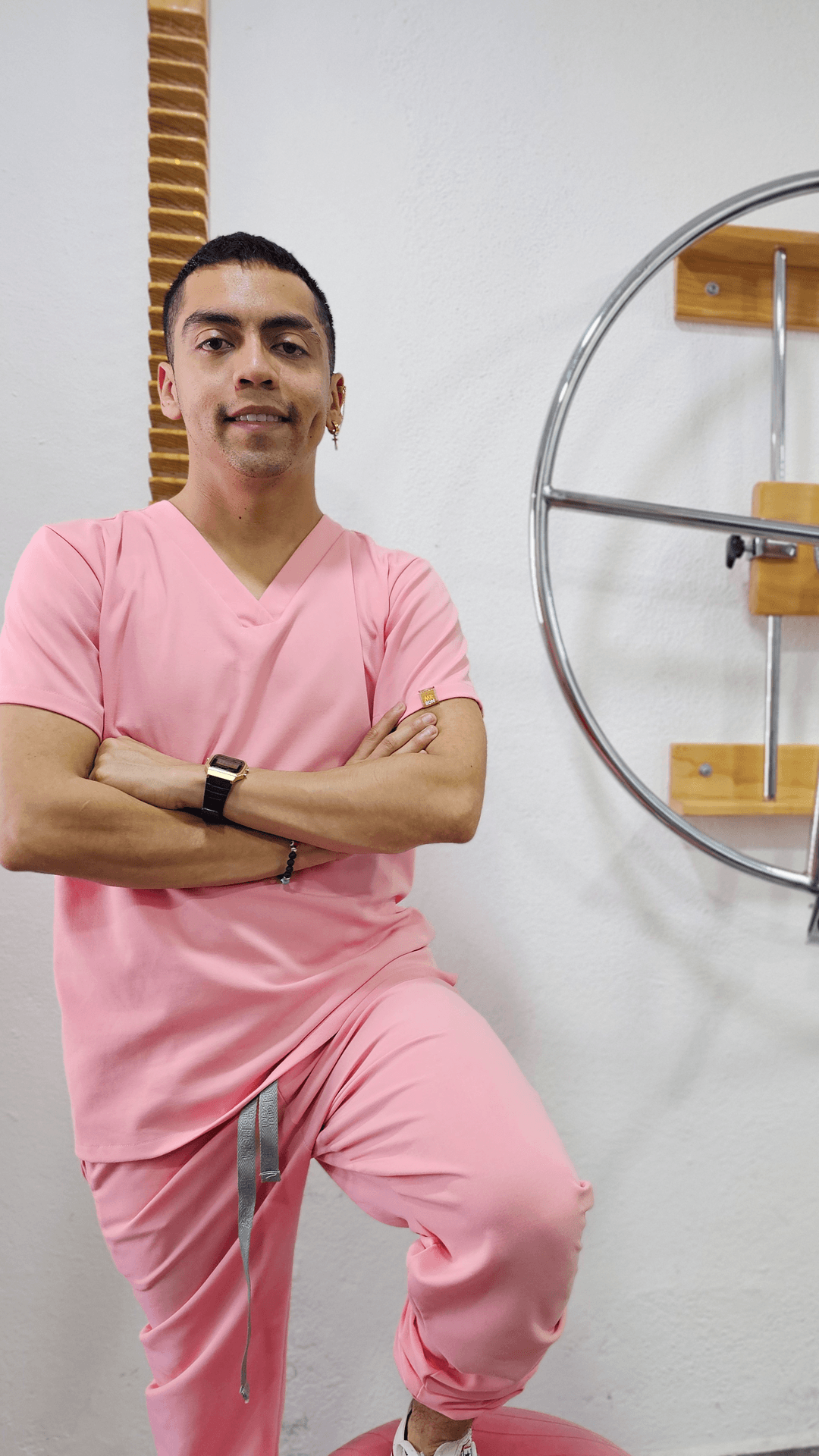 Luis Pineda es un fisioterapeuta