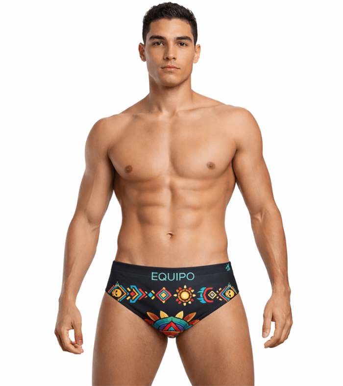 Traje de baño brief máscara de jade. Traje de baño brief máscara de jade.